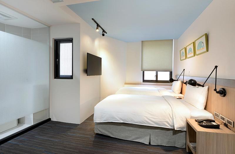 Hommie Inn Taichung Exterior photo